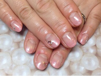 ラウト デコレーションアンドネイルサロン(Lauto Decoration&Nail Salon)/シンプルラメグラ