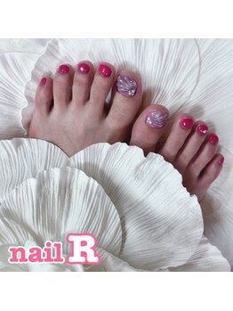 ネイルアール(nail R)/ピンクシェルのフットネイル♪