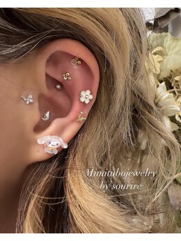 スリール(sourire)/耳ツボジュエリー