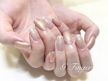 気分の上がる☆キラキラネイル