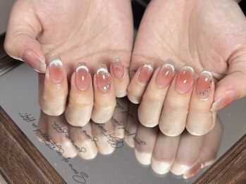 ミューネイル(Miu Nail)/秋チークネイル