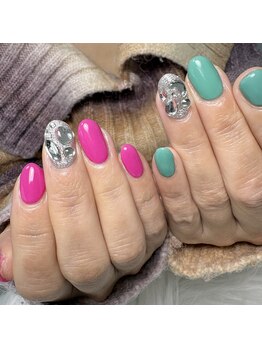 派手★ビジューネイル
