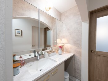 マグノリア/廊下