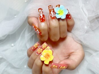 プティ アイビューティ 京橋店(peTiT eyebeauty)/プルメリアネイル ハイビスカス