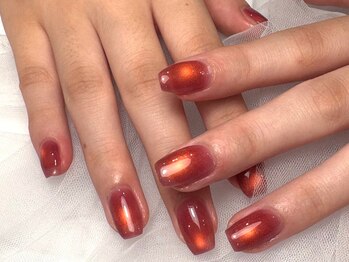 パダアット ヴァラネイル 天神南店(PADA at VALLANAIL)/マグネットネイル/レッドネイル