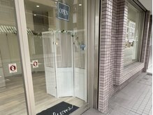 リーラ(LEELA)の雰囲気（外観/マツエク/マツゲパーマ/パリジェンヌ/眉毛/パリエク）