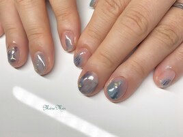 ブルー系ニュアンスネイル