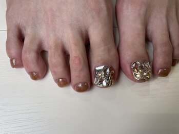 ラフィーナ(RAFFINA)/ストーン埋め尽くし