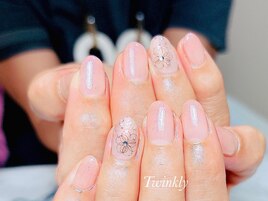 シンプルアートのseasonネイル