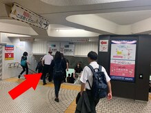 美骨矯正 ステキプロ(SUTEKI pro)/階段を降ります