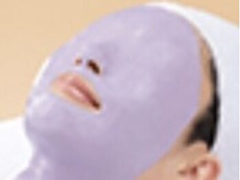 メナードフェイシャルサロン 布田駅南店の写真/毛穴・くすみ・肌トラブルでお悩みの方必見！誰もが憧れるすっきり小顔とつるつる美肌を同時にGET♪