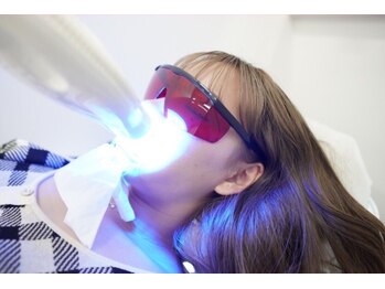 ティアナ 神栖店(Tiana)/ホワイトニングはLED照射でケア