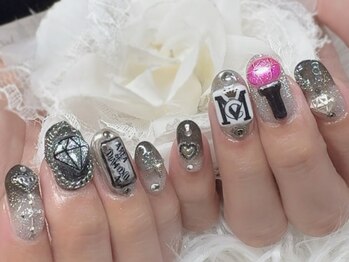 エムシーベル(m.c bell)/LIVEネイル☆