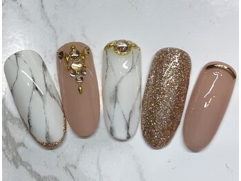 ラリュールネイル(L'Allure nail)/人気!大理石ネイル¥8200