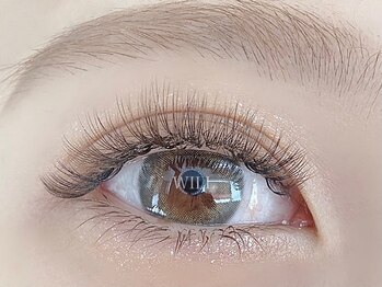 ウィル イオンタウン仙台泉大沢店(WILL)の写真/【高持続×超軽量】フラットラッシュで自然に際立つ目元に♪ブラウン・カラーも追加料金ナシで選び放題！