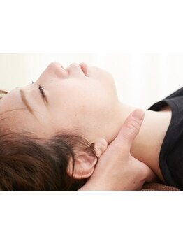 首・肩のつらさを改善したい