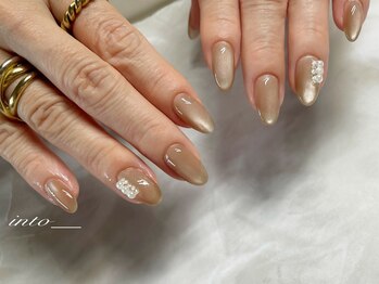 ネイルサロン イントゥ(into_)/ぷるマグ　ベージュ　ブライダル