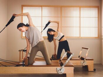 カサネ 松戸店(KASANE)の写真/【憧れの美ボディ、ピラティスで作れます◎】韓国アイドルのような細くて筋肉もある理想のスタイルを実現！