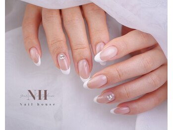 ネイルハウス(Nail house)/王道フレンチで挙式