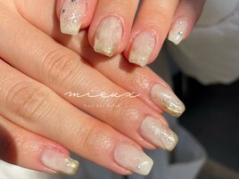 ホワイト×ゴールド