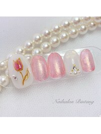 チューリップネイル