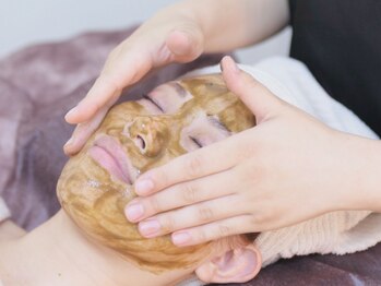 ヴェールココン(Veil Cocon)の写真/お肌の状態に合わせた肌質改善で艶肌へ♪日本製のハーブを使用しているので敏感肌の方でもOK◎