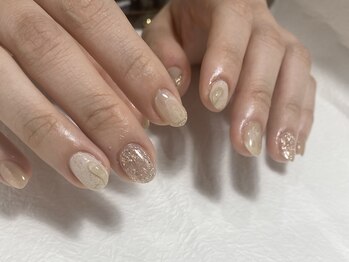 アイネイルズ 渋谷店(I nails)/ホワイトベージュニュアンス