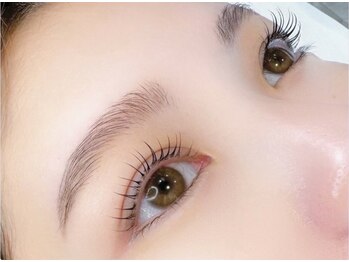 フィオブロウ 姫路飾磨(fiio brow)/《アイブロウ/ラミネーション/》