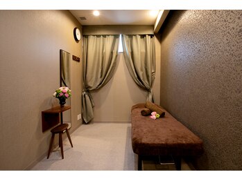 キャロリーヌ 銀座並木通り店