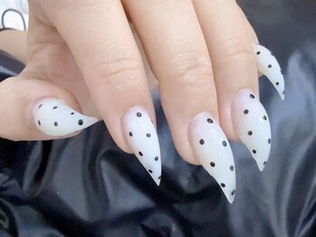 ネイルズバー 新宿店(Nails Bar)/ドットミルクネイル