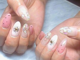 ☆上品なシェルタイルネイル☆