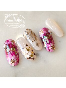 ジュジュ(Juju)/クリスマス　ポインセチアネイル