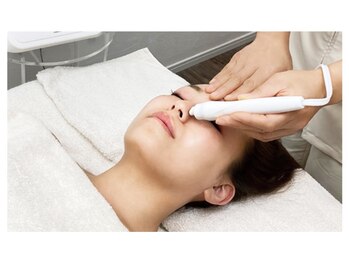 プリエ(BRILLER)/ハイドロ毛穴ピーリング