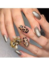 シュシュ(Chou chou)/秋におすすめ!レオパードネイル