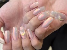 ミー(MI)/ミラーオーロラネイル