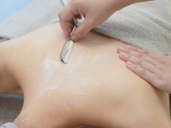 エンソワー(en'sower)の写真/【完全個室】フェイシャルパック/スキンケア付きの本格シェービングサロン！トーンUP＆透明感ある艶肌に◎