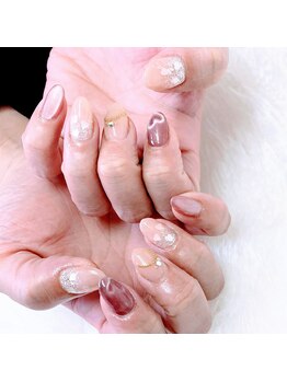 ジョリー(Jolie)/マグネットネイル