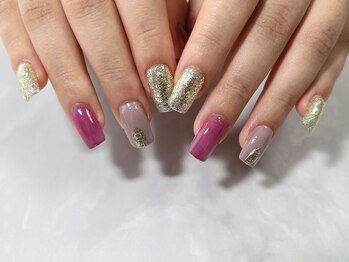 エリマネイル(Elima nail)の写真/【ハンド/アート2本コース ¥5,200】季節感を取り入れたサンプルをご用意！デザインに迷ってしまう方にも◎