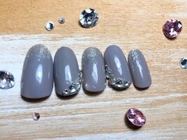 上品ストーンネイル