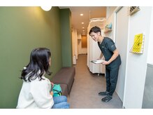 ブライト整体(bright整体)/施術室へご案内