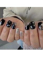 タグネイル(tag nail.)/black × star キラキラネイル