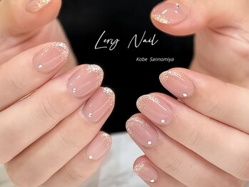 上品なグラデ☆ブライダルネイル