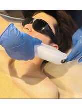 メンズ全身脱毛3980|サンキュッパ【ヒゲ脱毛｜VIO】西中島新大阪/地域最安値！髭脱毛1回2,000円