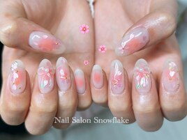 春のキラキラデザイン♪桜ネイル