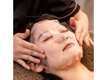 ディオーネ 岸和田店(Dione)/お顔脱毛後のシートパック