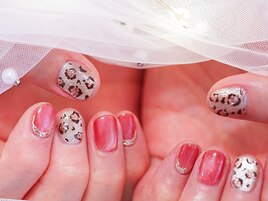 アニマル柄ネイル