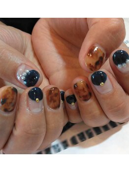 トータルサロン 白べぇーっ プラス/ハンド×べっ甲