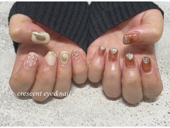 クレセントアイアンドネイル 天神大名店(Crescent Eye&Nail)/