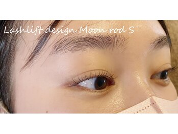 ツムギ アイラッシュ(tsumugi eyelash)/ラッシュリフト　ムーンロッド