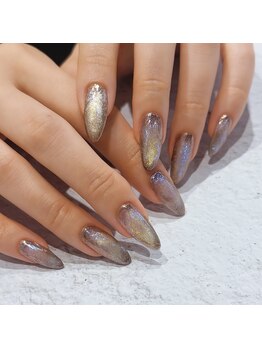 マミー(mommy)/ミラーニュアンスネイル